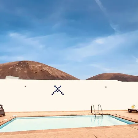 Lanzarote Moon * Tias