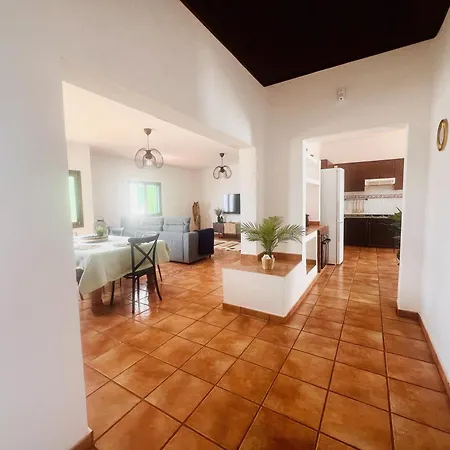 Lanzarote Moon * Tías