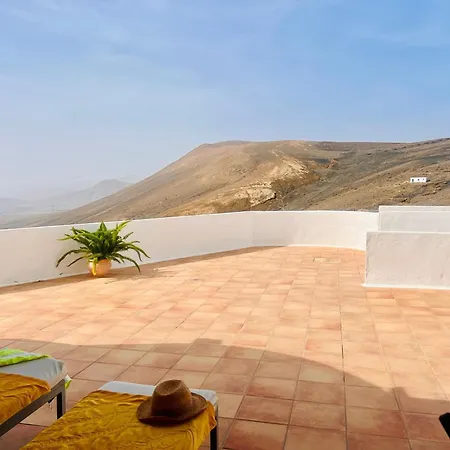 Lanzarote Moon Willa
